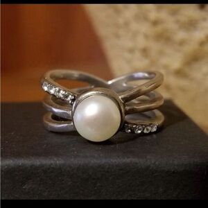 RARE Retired Silpada Silver and White Pearl Ring with Cubic Zirconia Detail